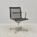 670301 Swivel chair